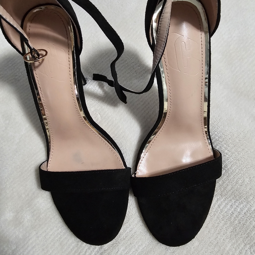Fashion Nova Black Ankle Strap Heels - Picture 5 of 6